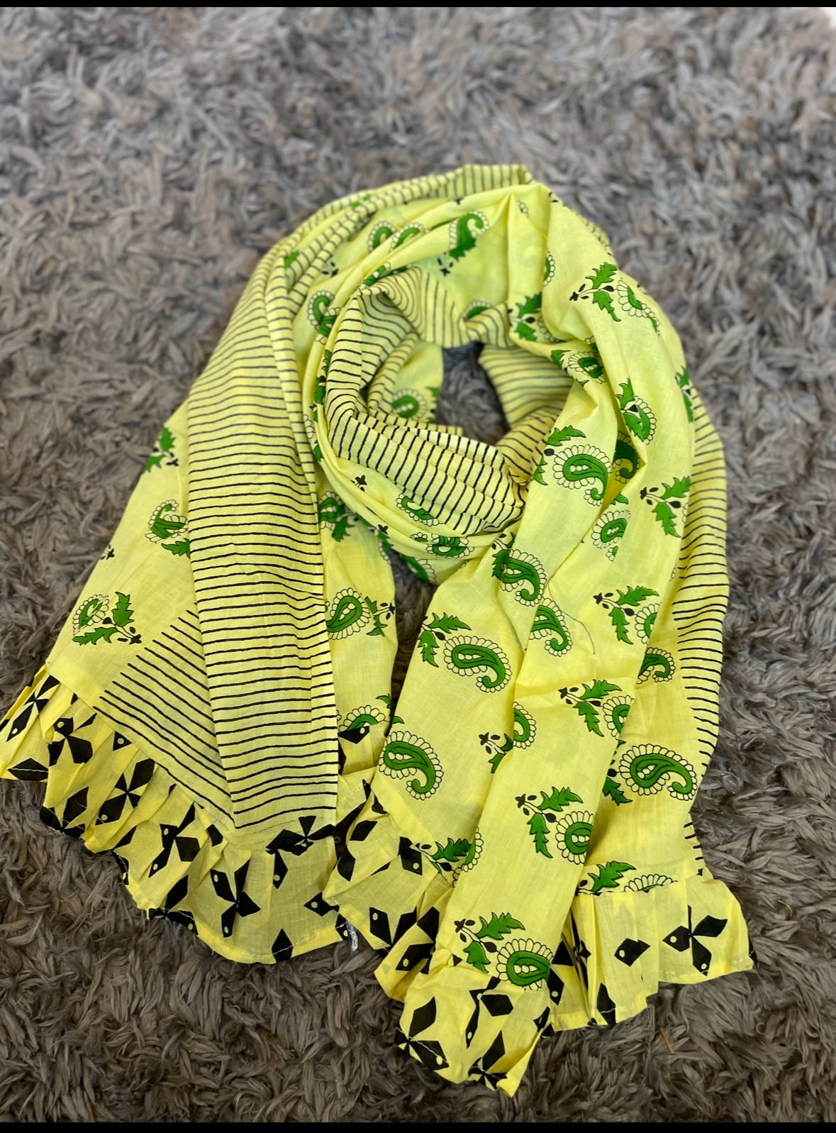 Scarf/saronge